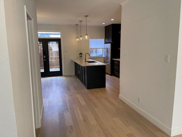 1201 Mcduffie St Street 151, Houston, TX 77019