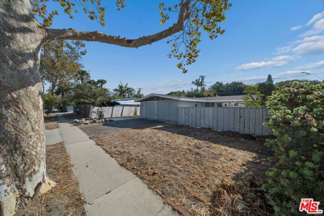 3208 N Studebaker Road, Long Beach, CA 90808