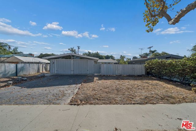 3208 N Studebaker Road, Long Beach, CA 90808