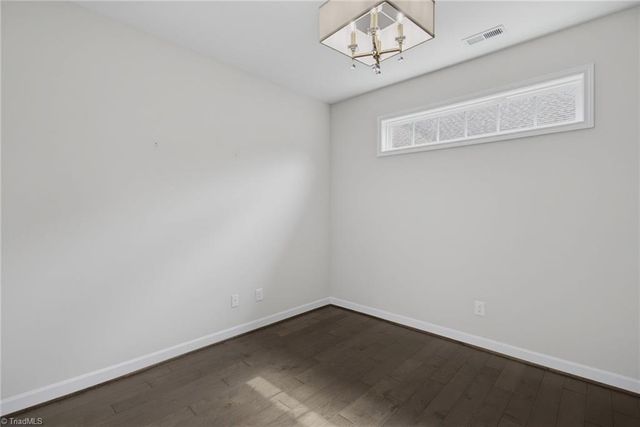 570 Tarrant Crossing, Kernersville, NC 27284