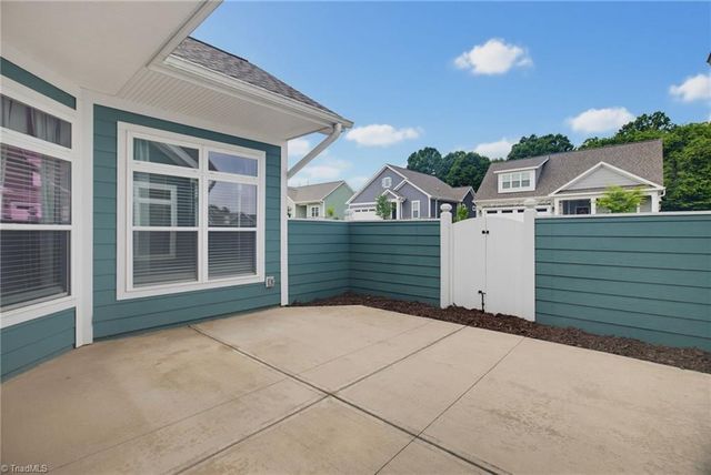 570 Tarrant Crossing, Kernersville, NC 27284