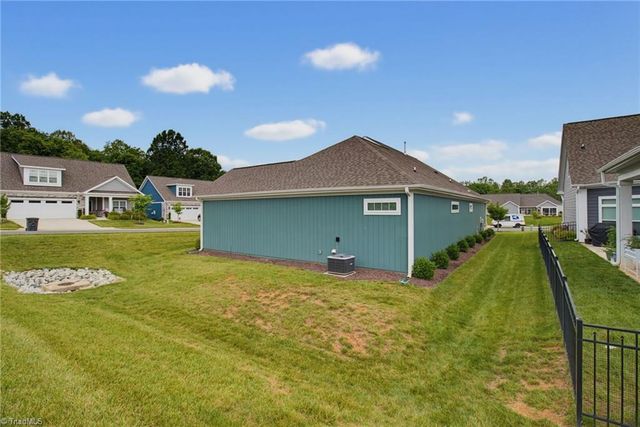 570 Tarrant Crossing, Kernersville, NC 27284