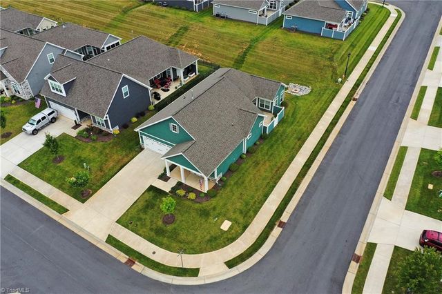 570 Tarrant Crossing, Kernersville, NC 27284