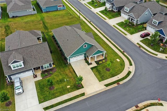 570 Tarrant Crossing, Kernersville, NC 27284