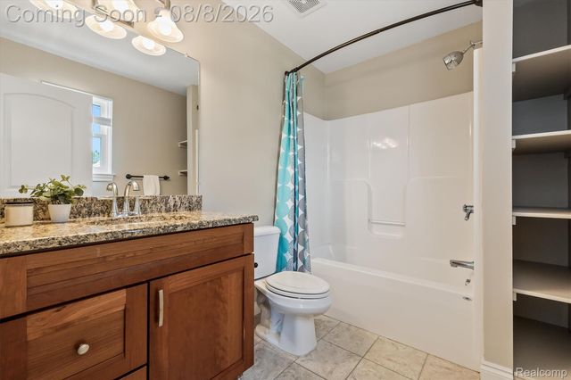 25655 Coach Lane, Lyon Charter Township, MI 48178