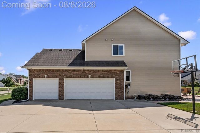 25655 Coach Lane, Lyon Charter Township, MI 48178