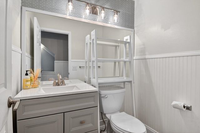 2797 Green Valley Drive, Ann Arbor, MI 48103