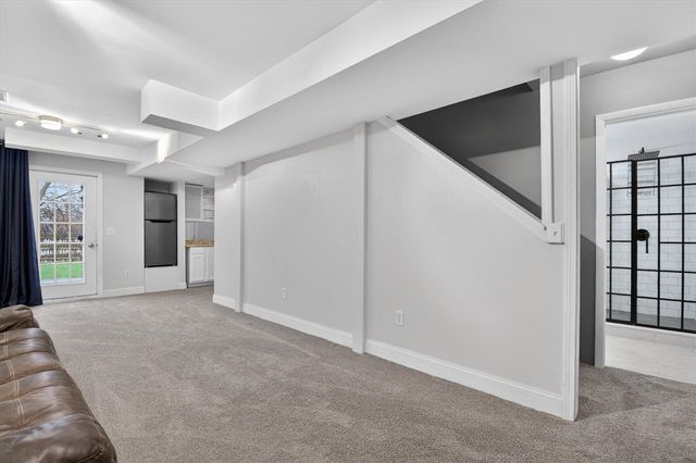 2797 Green Valley Drive, Ann Arbor, MI 48103