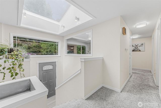 317 68th Avenue E, Tacoma, WA 98424