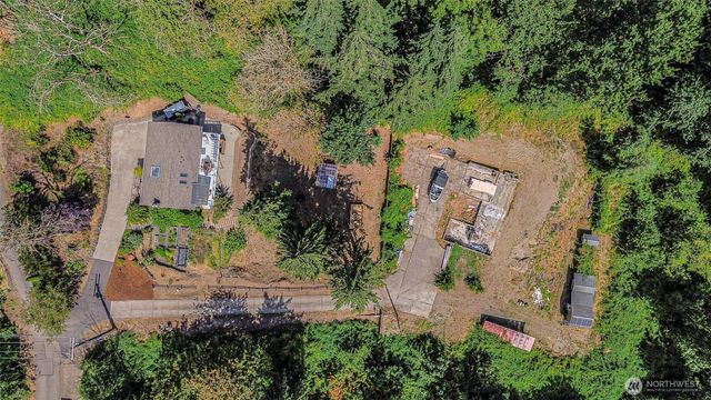 317 68th Avenue E, Tacoma, WA 98424