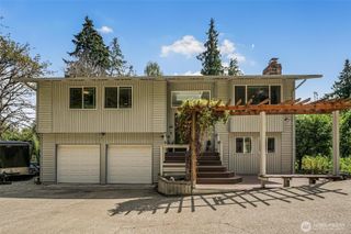317 68th Avenue E, Tacoma, WA 98424
