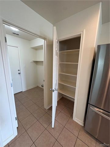 809 Santos Avenue, Mercedes, TX 78570