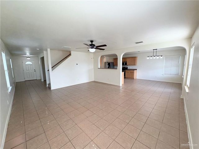 809 Santos Avenue, Mercedes, TX 78570