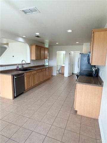 809 Santos Avenue, Mercedes, TX 78570