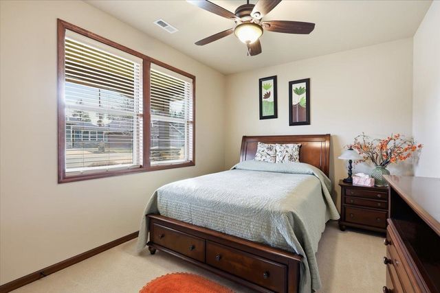 2209 E 52nd Ln, Spokane, WA 99223