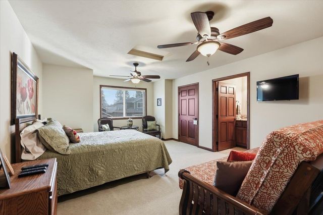 2209 E 52nd Ln, Spokane, WA 99223