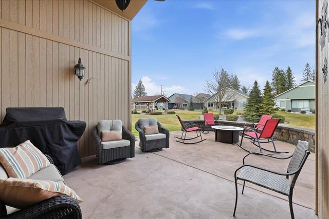 2209 E 52nd Ln, Spokane, WA 99223