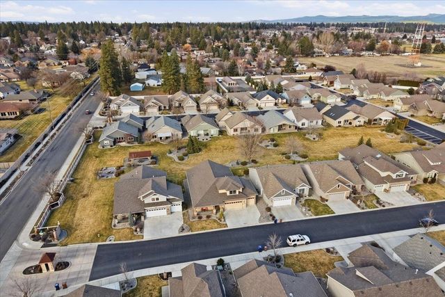 2209 E 52nd Ln, Spokane, WA 99223