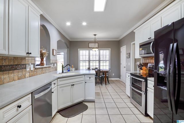 620 LOVETT PLACE, Alabaster, AL 35007