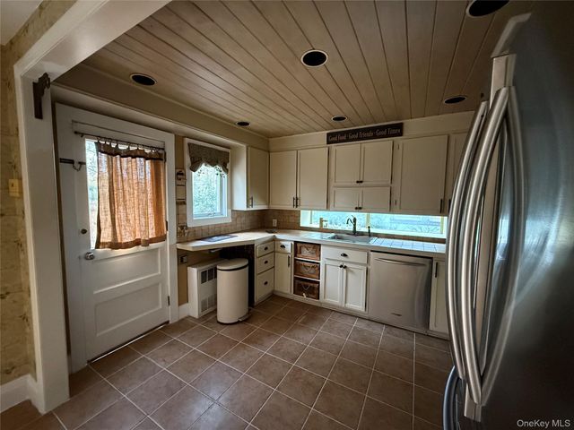 66 Rose Avenue, Patchogue, NY 11772