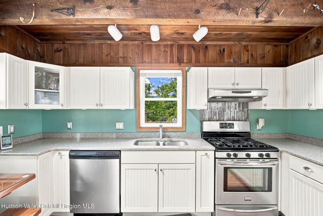 344 Broadway, Ulster Park, NY 12487