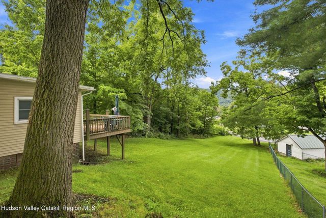 344 Broadway, Ulster Park, NY 12487