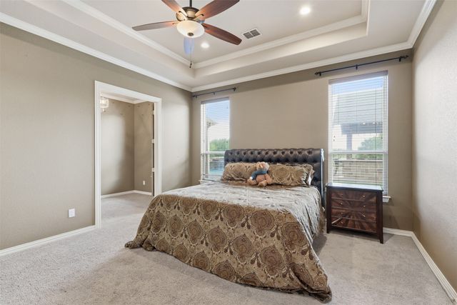 101 Signature Court, Weatherford, TX 76087