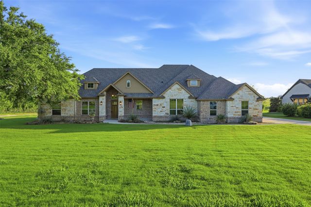 101 Signature Court, Weatherford, TX 76087