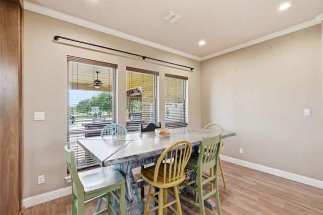 101 Signature Court, Weatherford, TX 76087