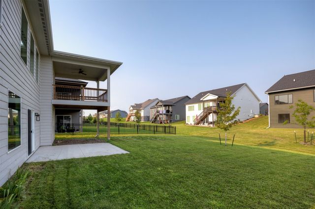 4657 179th Street, Urbandale, IA 50263