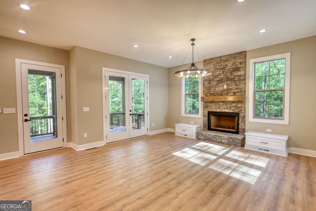 1010 Northwoods Point, Greensboro, GA 30642