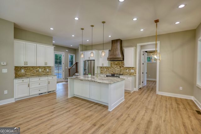 1010 Northwoods Point, Greensboro, GA 30642