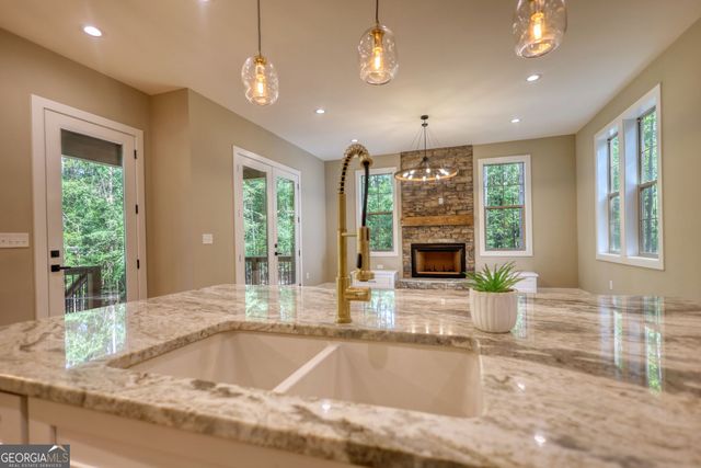 1010 Northwoods Point, Greensboro, GA 30642