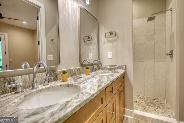 1010 Northwoods Point, Greensboro, GA 30642