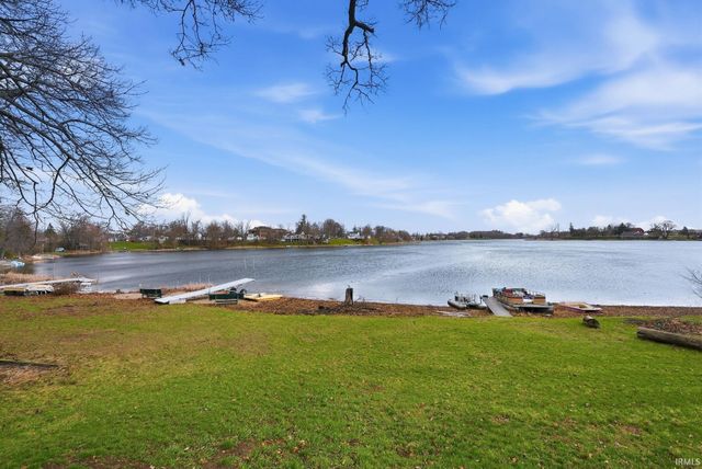 4995 S West Railroad Street, Pleasant Lake, IN 46779