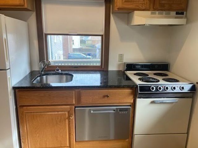 93 Russell St A, Quincy, MA 02171