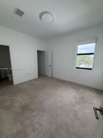 23520 SW 107th Ct, Homestead, FL 33032