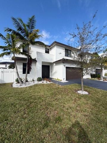 23520 SW 107th Ct, Homestead, FL 33032