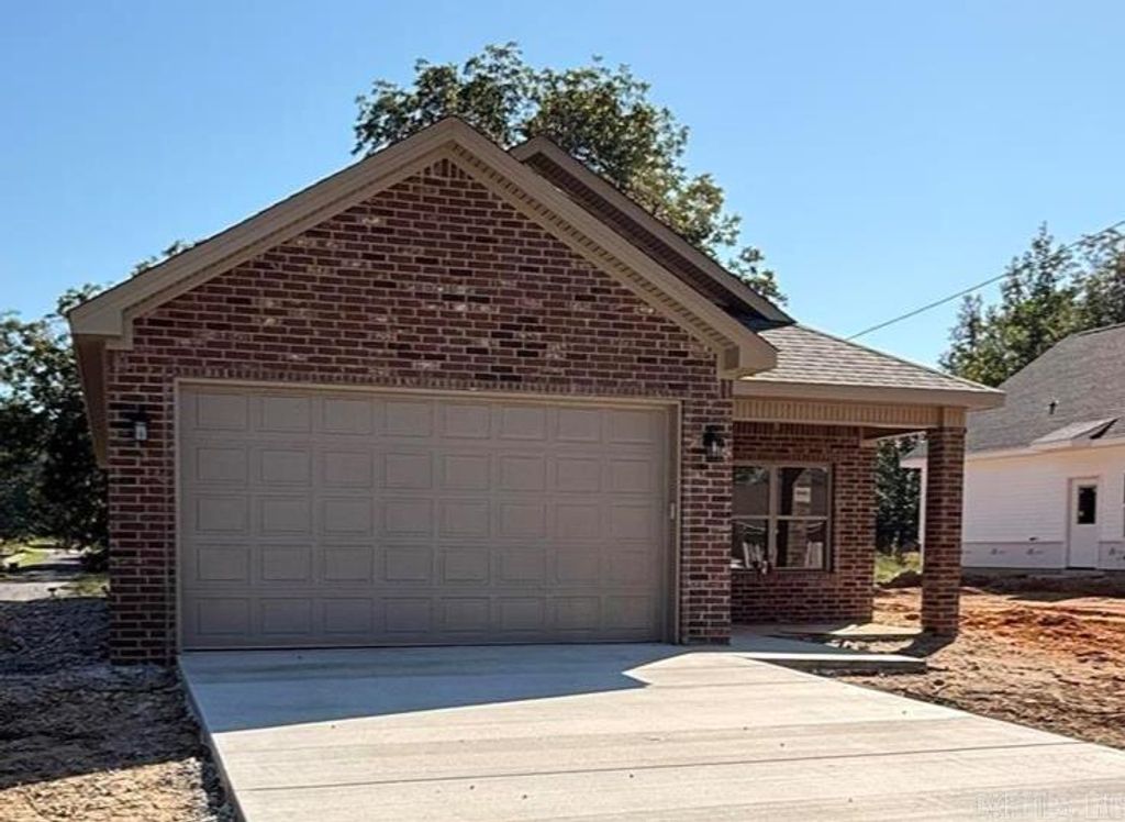 2105 Sulton Street, Malvern, AR 72104