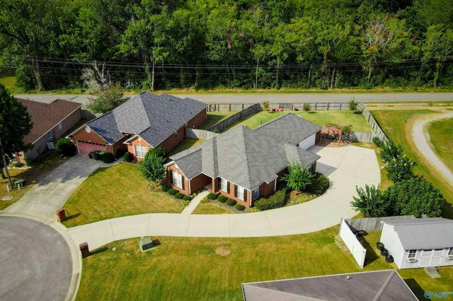 3506 Choctaw Drive SE, Decatur, AL 35603