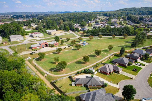 3506 Choctaw Drive SE, Decatur, AL 35603