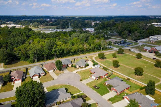 3506 Choctaw Drive SE, Decatur, AL 35603