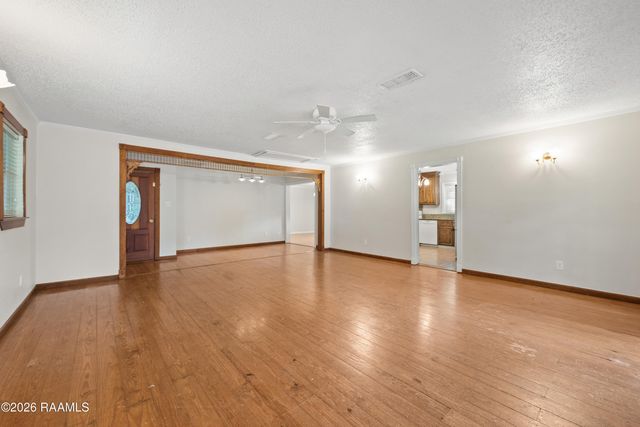 200 Stephanie Avenue, Lafayette, LA 70503