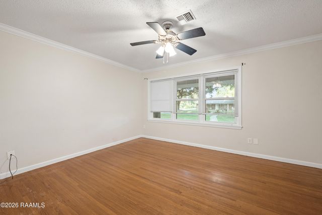 200 Stephanie Avenue, Lafayette, LA 70503