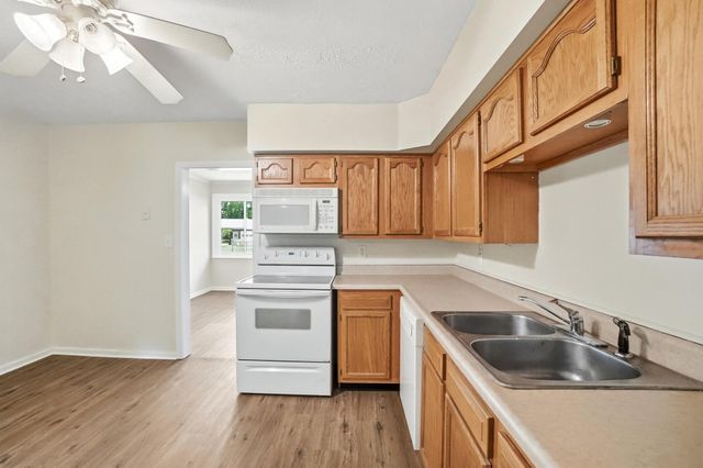 316 Hickory Drive 316 Hickory Drive, Springfield, OH 45503