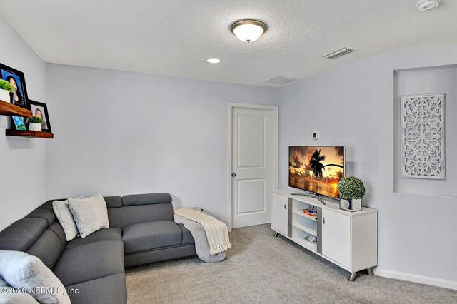 658 IVORY PALM Road, Orange Park, FL 32073