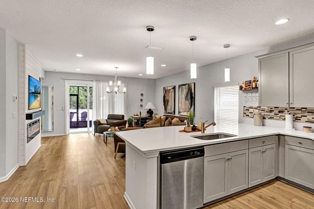 658 IVORY PALM Road, Orange Park, FL 32073
