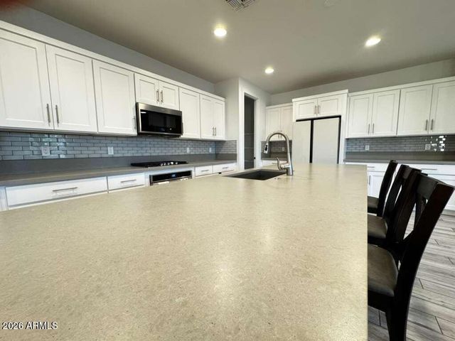 11022 W CHIPMAN Road, Tolleson, AZ 85353