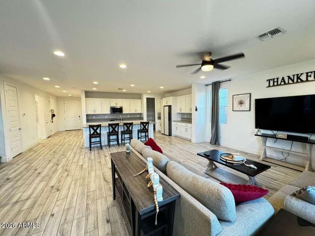 11022 W CHIPMAN Road, Tolleson, AZ 85353