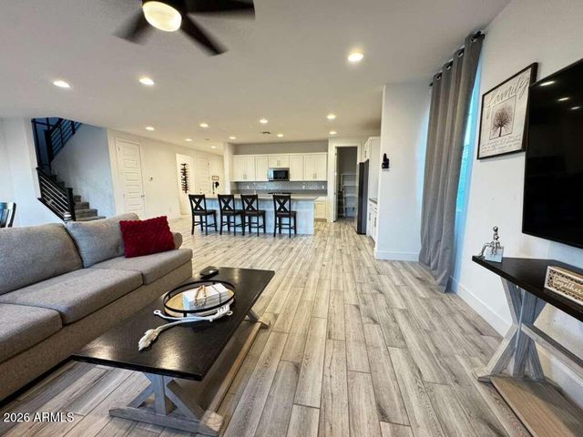 11022 W CHIPMAN Road, Tolleson, AZ 85353